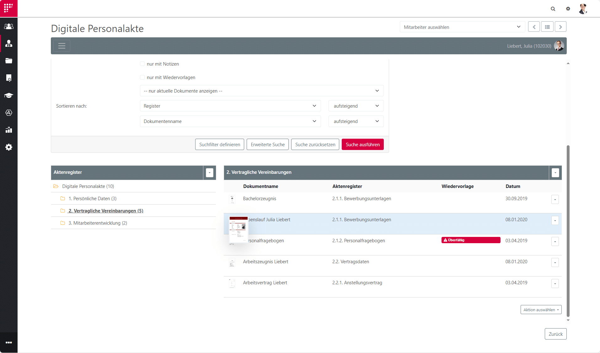 Digitale Personalakte Übersicht mit Mitarbeiterdaten.