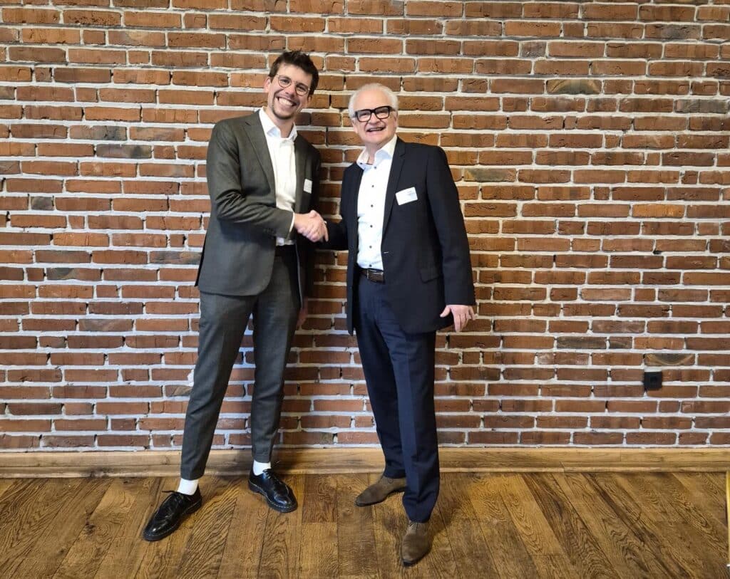 Jan Pröbsting-Adelowo und Alexander Baumann